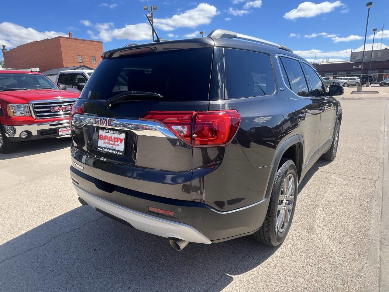 Used 2018 GMC Acadia SLT image 31