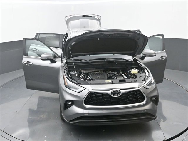 New 2026 Toyota Highlander XLE image 35