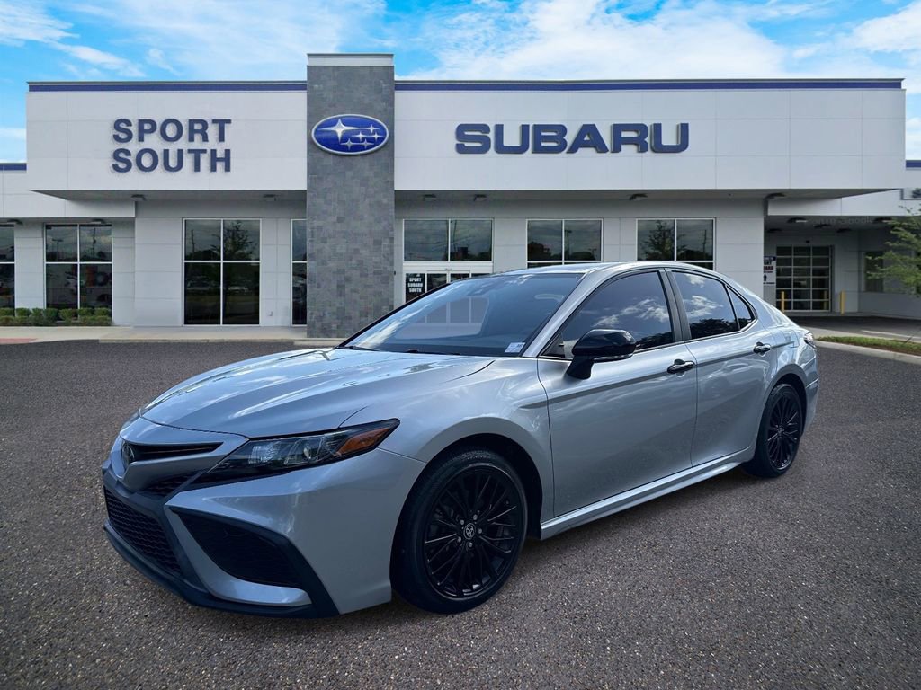 Used 2021 Toyota Camry SE w/ Convenience Package FWD image 8