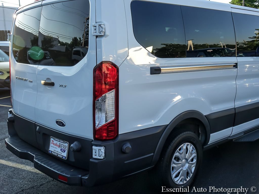 Used 2017 Ford Transit 350 XLT RWD image 7