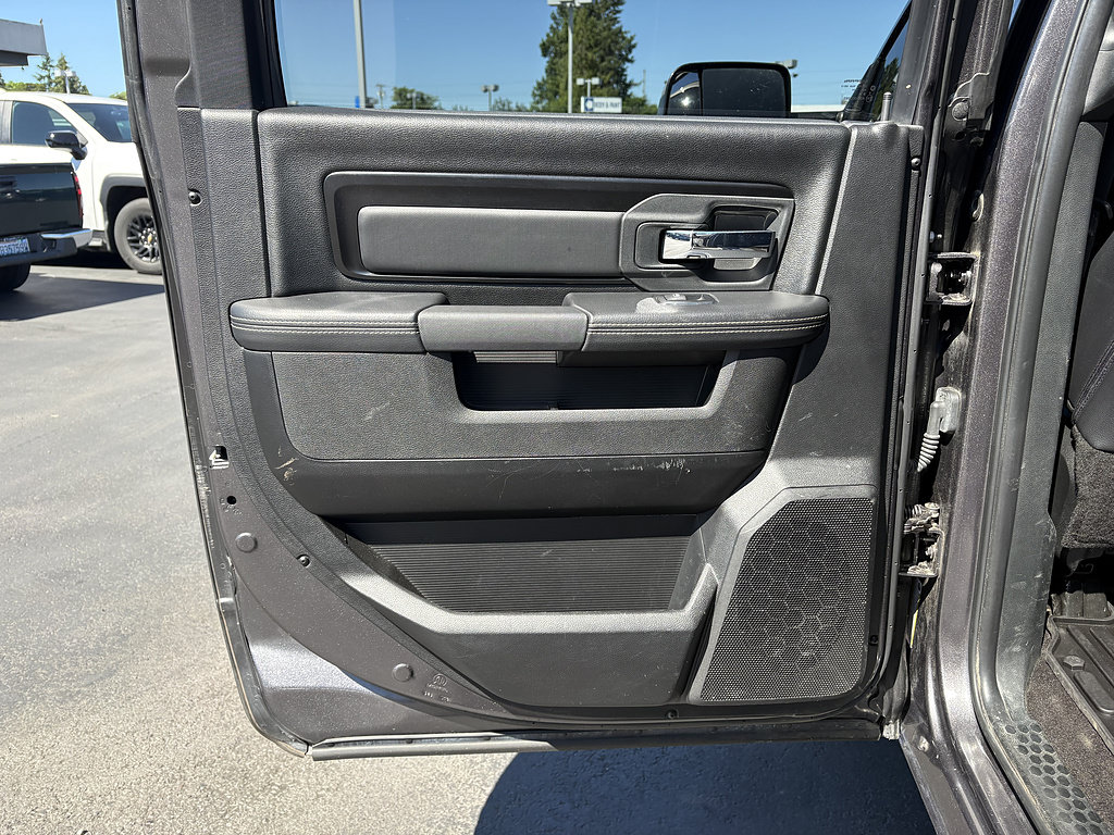 Used 2018 RAM 1500 Rebel w/ Luxury Group AWD/4WD image 31