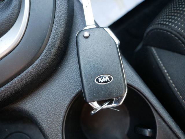 Used 2020 Kia Forte LXS image 36
