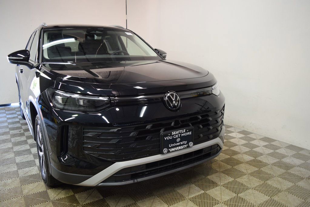 New 2025 Volkswagen Tiguan S image 3