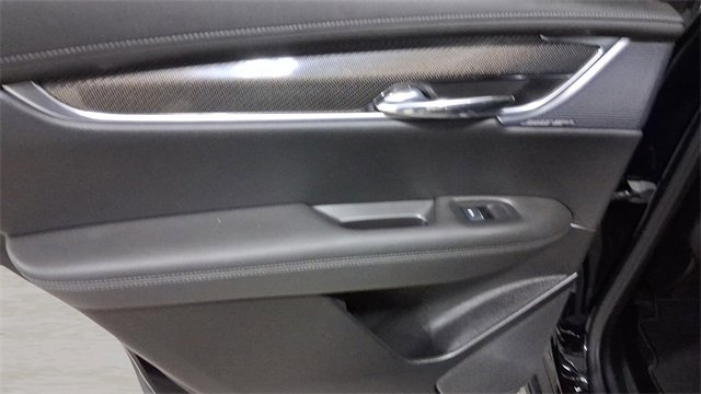 Used 2024 Cadillac XT6 Sport w/ Technology Package image 23