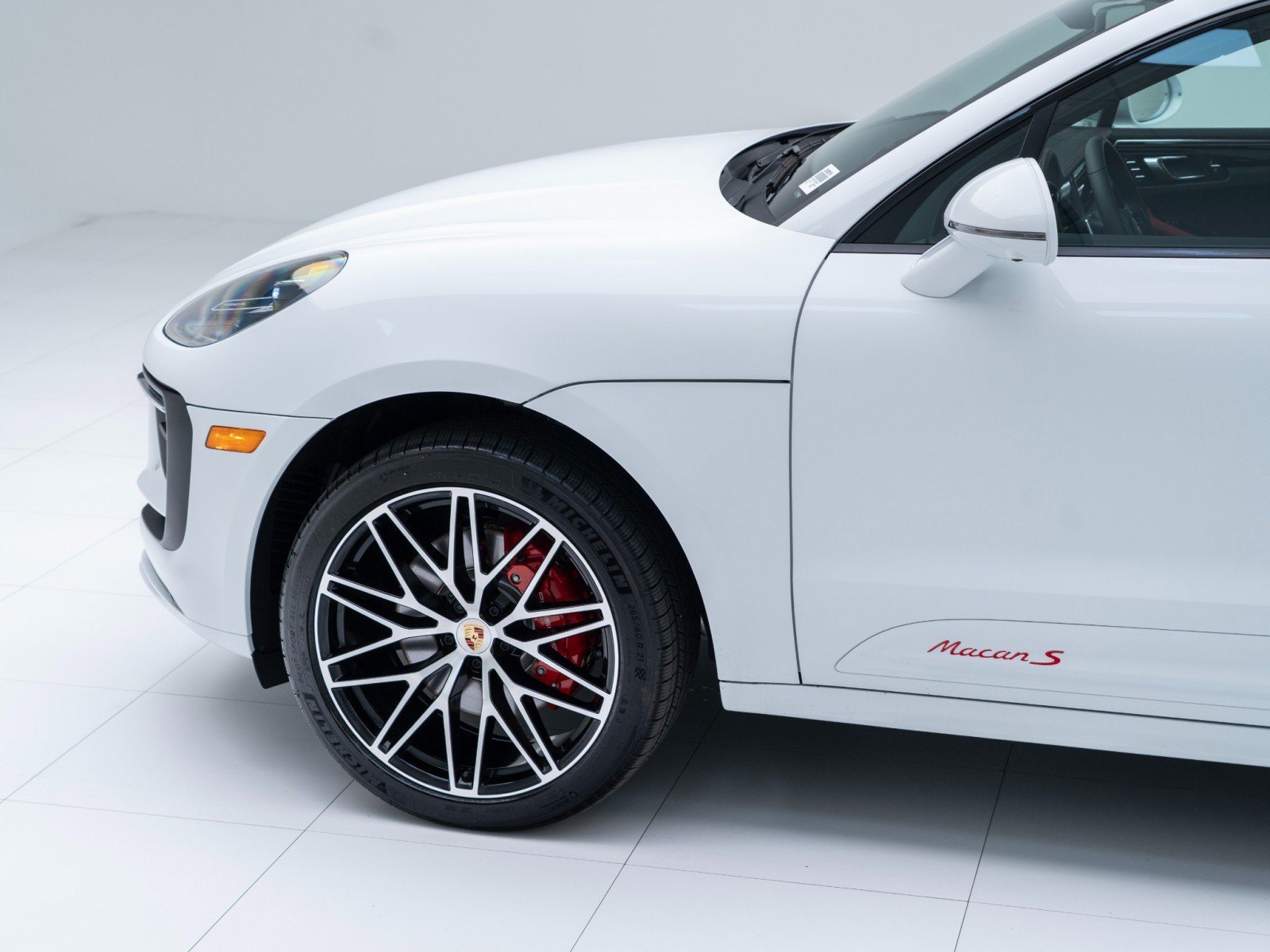 New 2026 Porsche Macan S AWD/4WD image 9