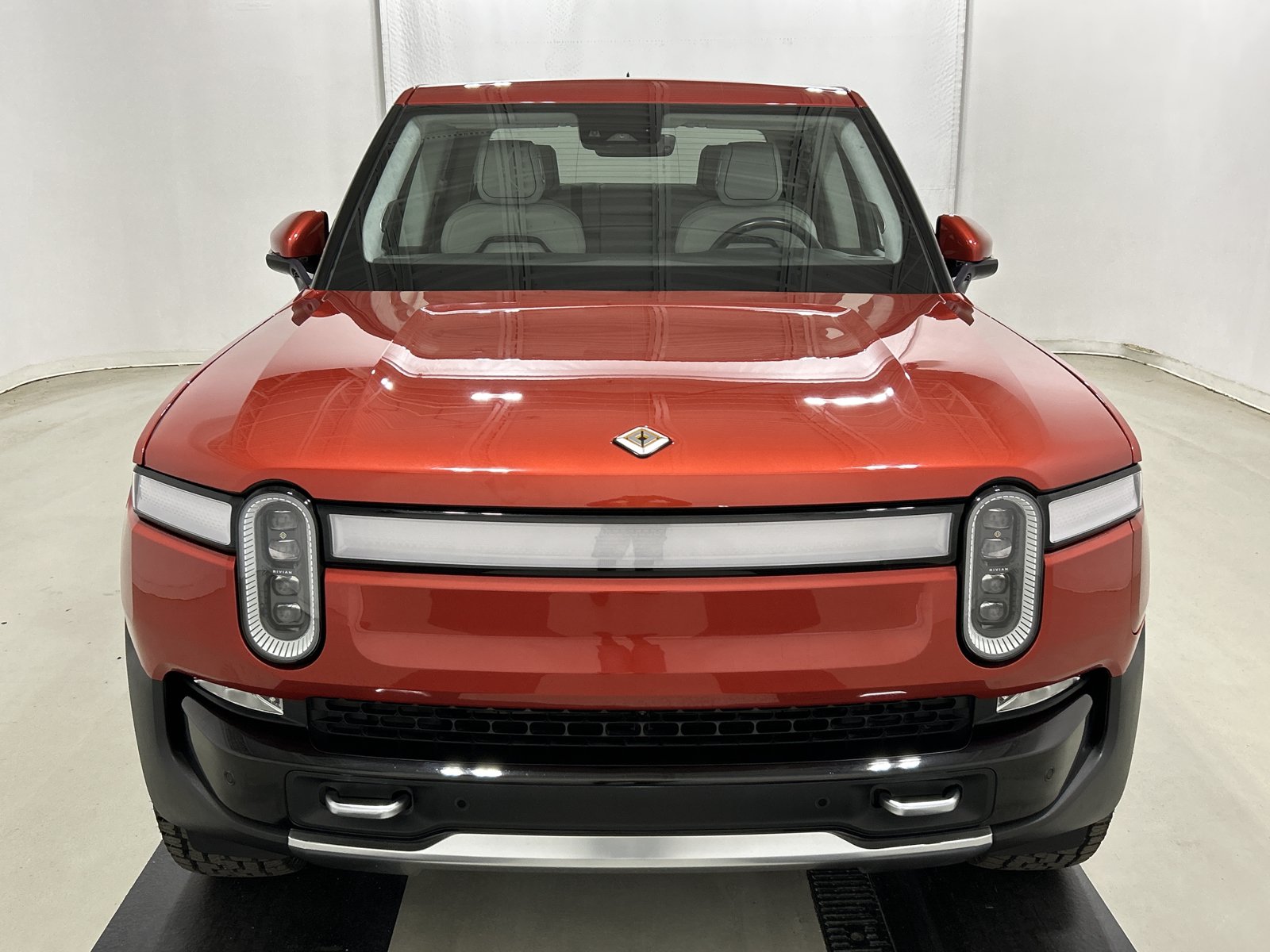 Used 2023 Rivian R1T Adventure AWD/4WD image 8