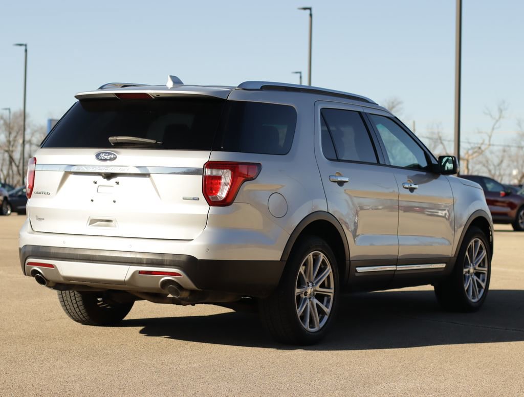 Used 2016 Ford Explorer Limited w/ Class II Trailer Tow Package AWD/4WD image 7