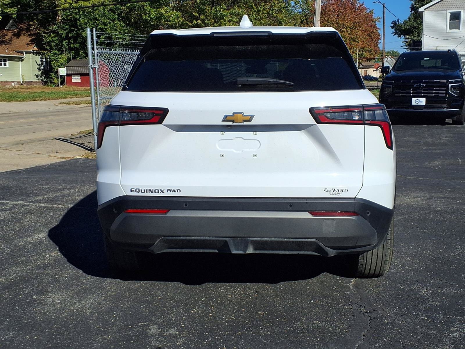 Used 2026 Chevrolet Equinox LT AWD/4WD image 23