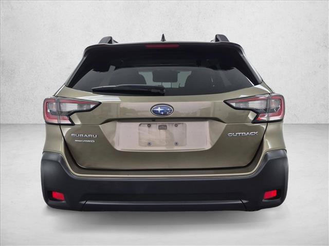 Used 2024 Subaru Outback Premium AWD/4WD image 7