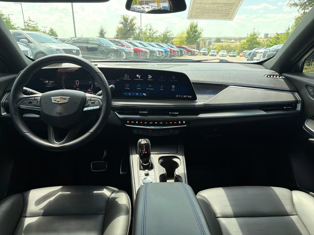 Certified 2024 Cadillac XT4 Sport AWD/4WD image 32