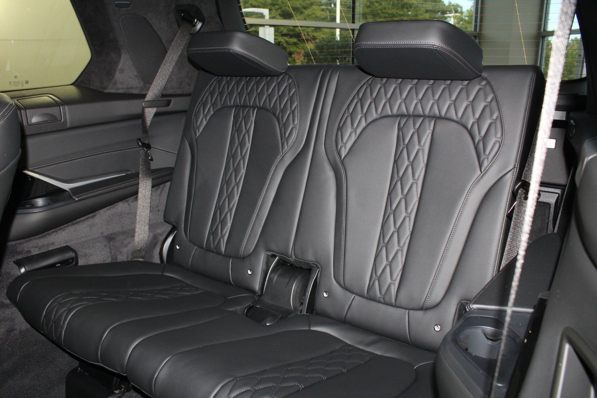 New 2026 BMW X7 M60i image 12