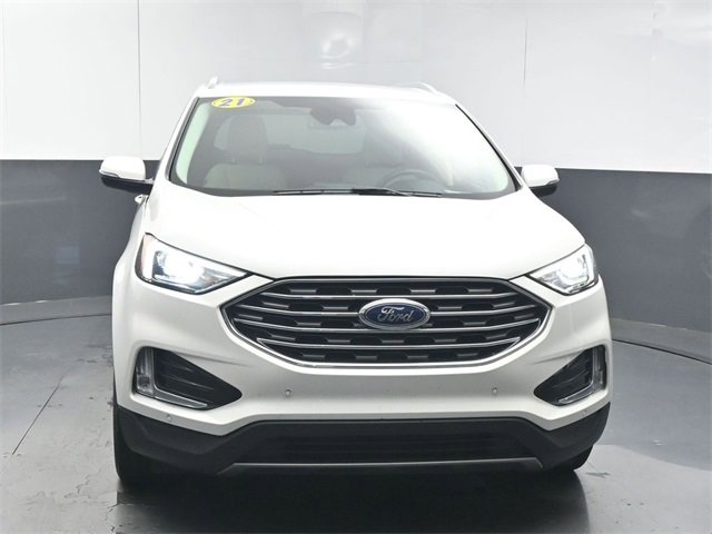 Used 2021 Ford Edge Titanium image 3