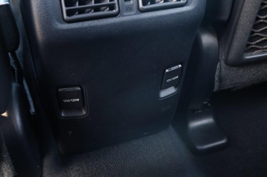 Used 2019 Toyota 4Runner Limited AWD/4WD image 23