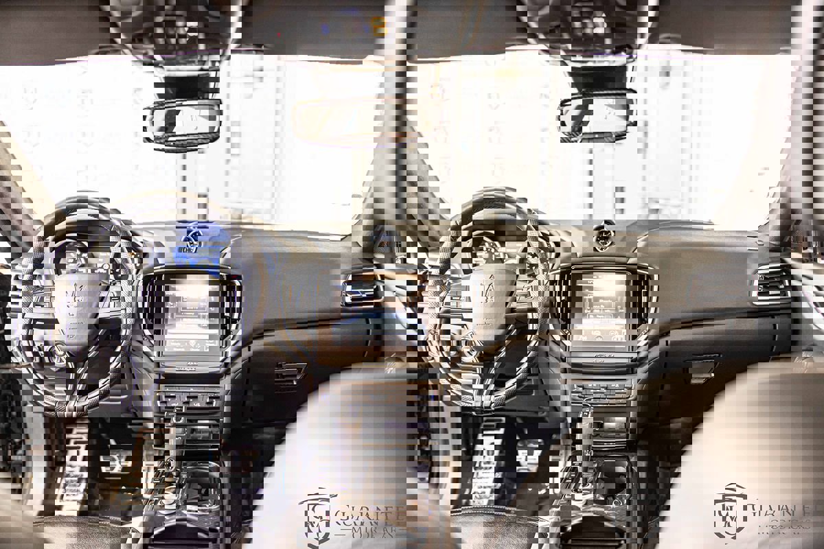 Used 2020 Maserati Ghibli image 34