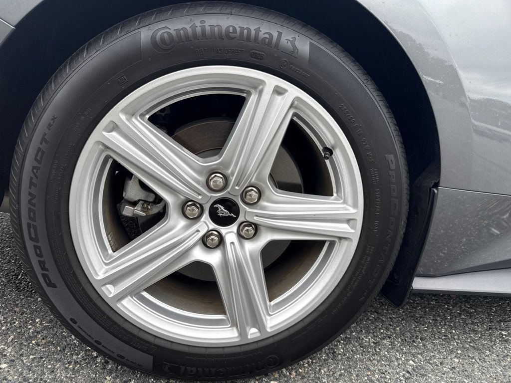 Used 2026 Ford Mustang Coupe RWD image 23