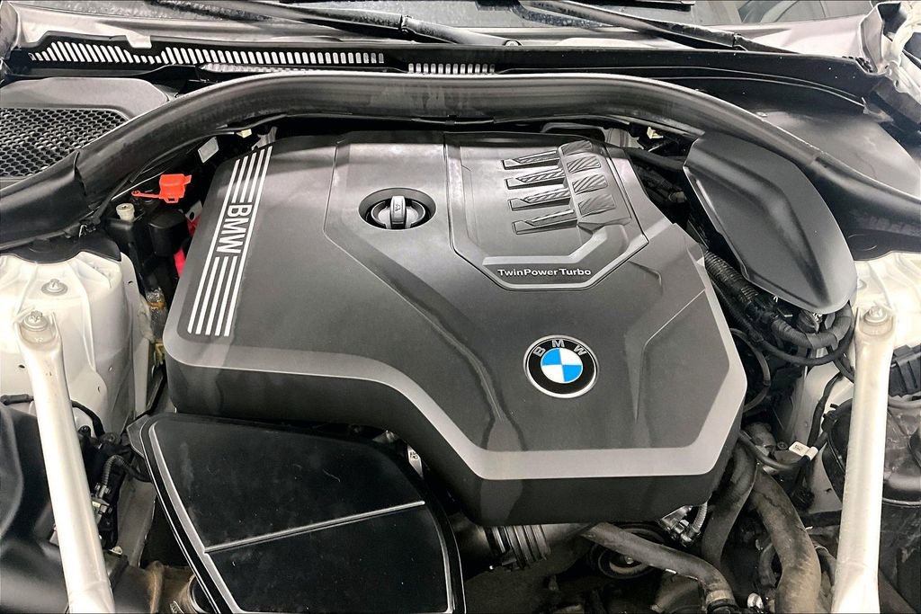 Used 2023 BMW 530i w/ M Sport Package RWD image 9