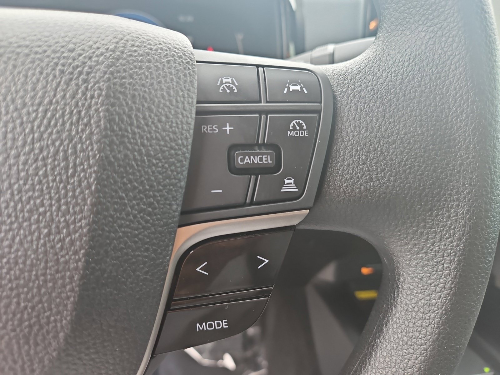 Used 2026 Toyota Camry LE FWD image 29