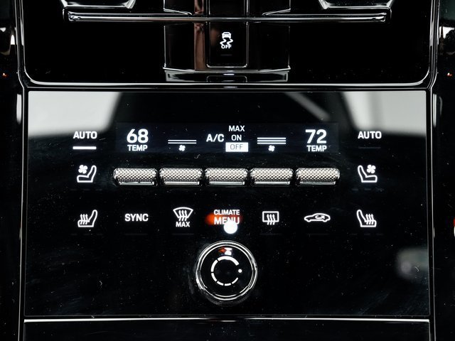 Certified 2025 Porsche Panamera 4 AWD/4WD image 20