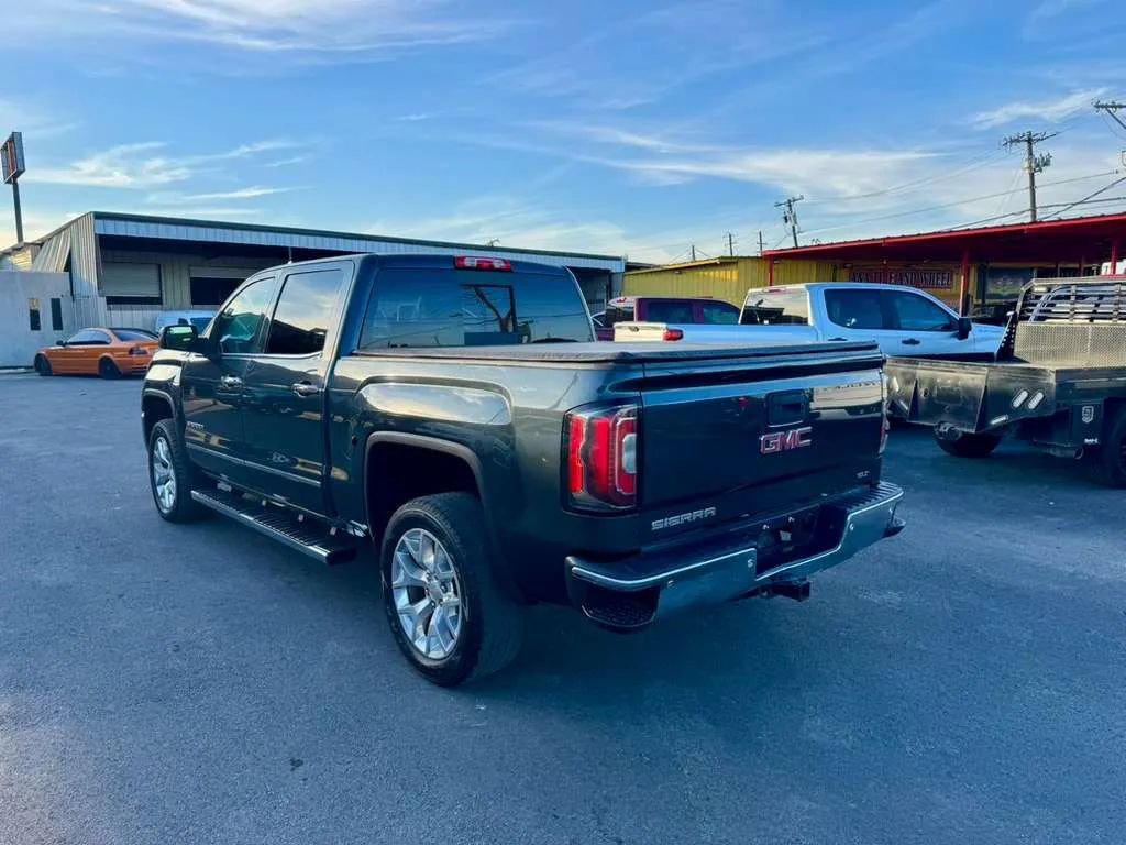 Used 2018 GMC Sierra 1500 SLT AWD/4WD image 6