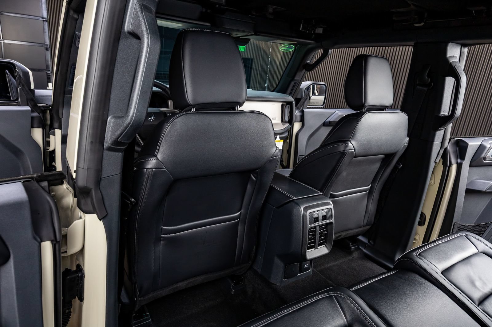 Used 2026 Ford Bronco Outer Banks AWD/4WD image 33
