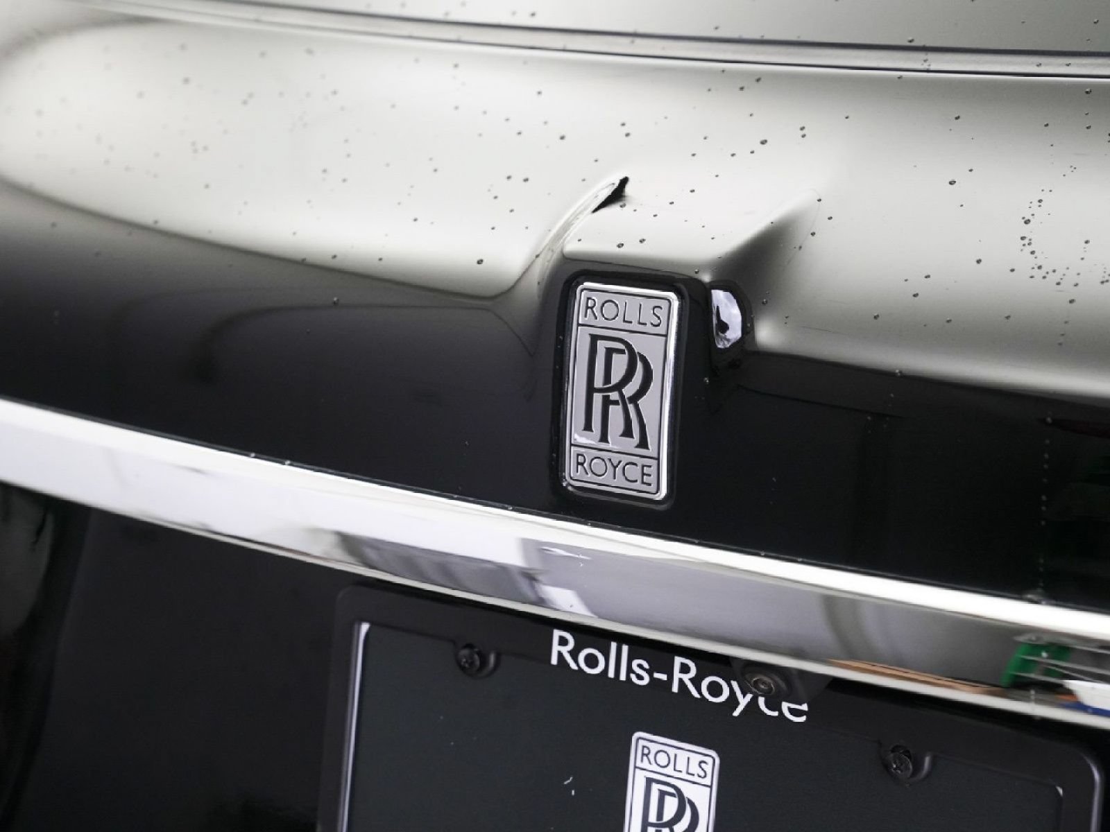 Certified 2025 Rolls-Royce Cullinan AWD/4WD image 52