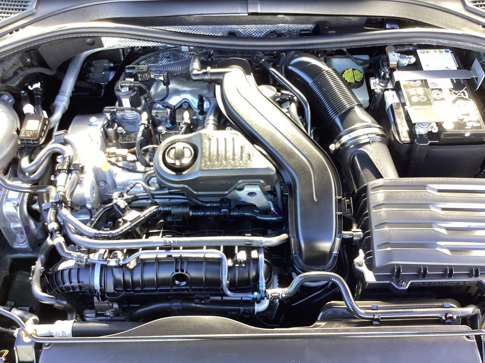 Used 2024 Volkswagen Jetta S image 31