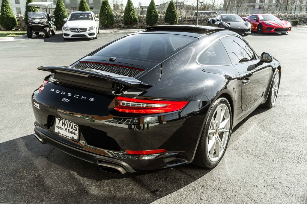 Used 2018 Porsche 911 Carrera image 37