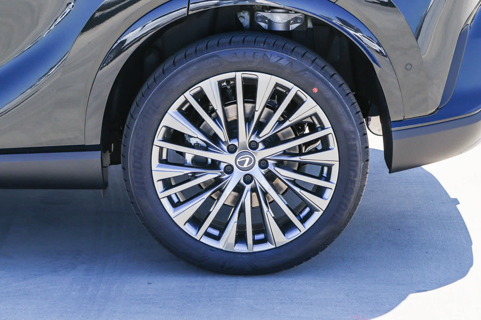 New 2026 Lexus RX 350 w/ Convenience Package AWD/4WD image 12