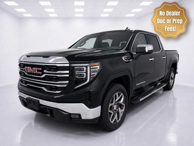 Used 2023 GMC Sierra 1500 SLT w/ SLT Premium Package AWD/4WD image 3