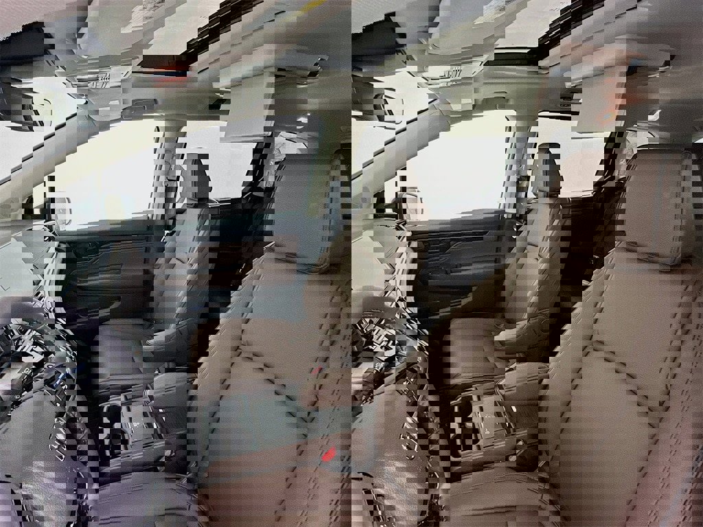 New 2025 Honda Odyssey Touring image 9