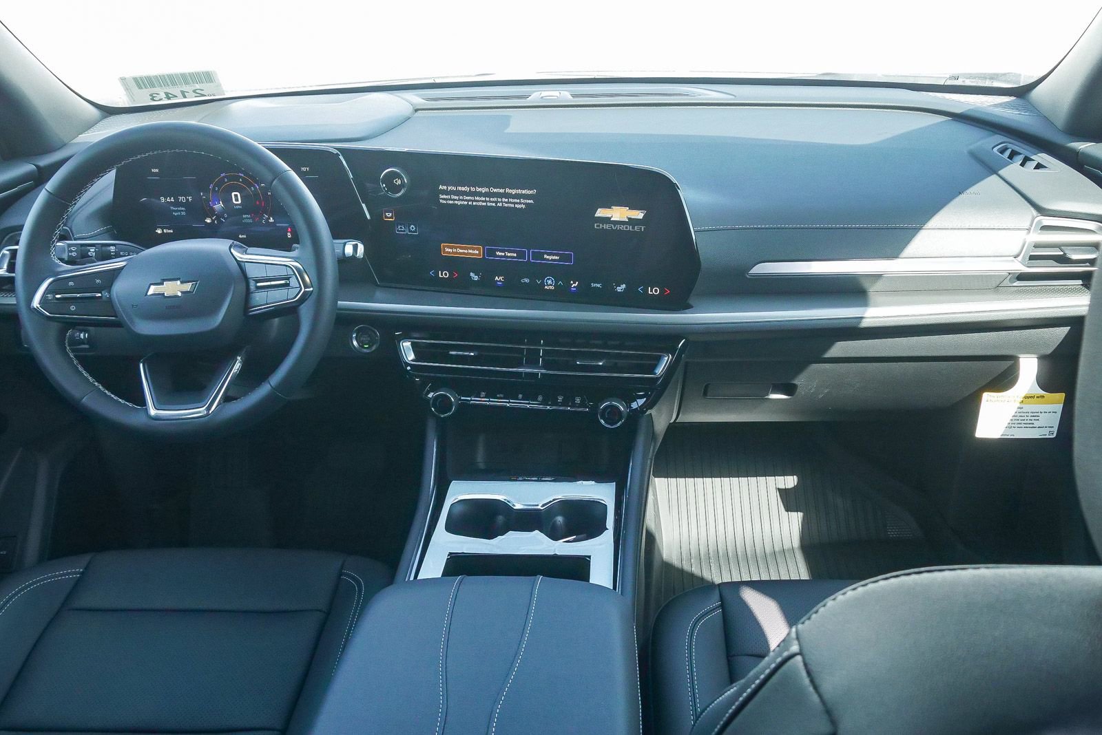 New 2026 Chevrolet Traverse LT w/ Driver Confidence Package FWD image 11