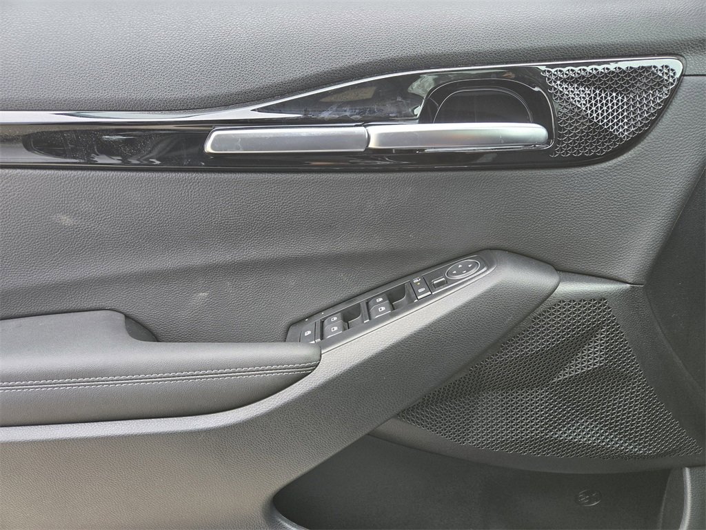 New 2026 Kia Seltos S image 16