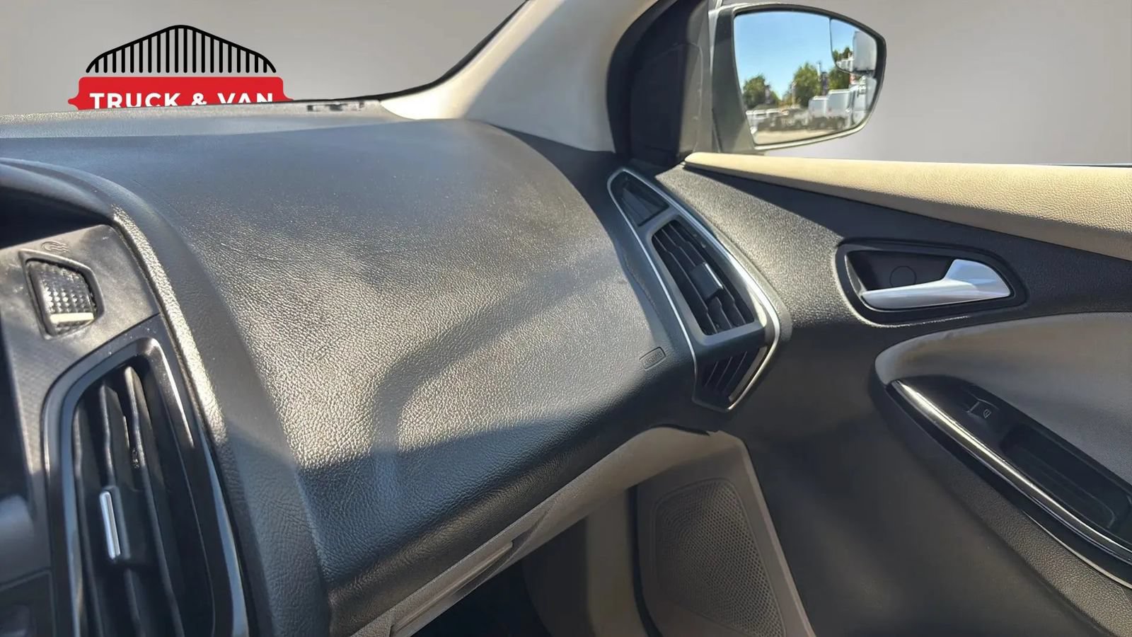 Used 2013 Ford Focus Electric Hatchback FWD image 48