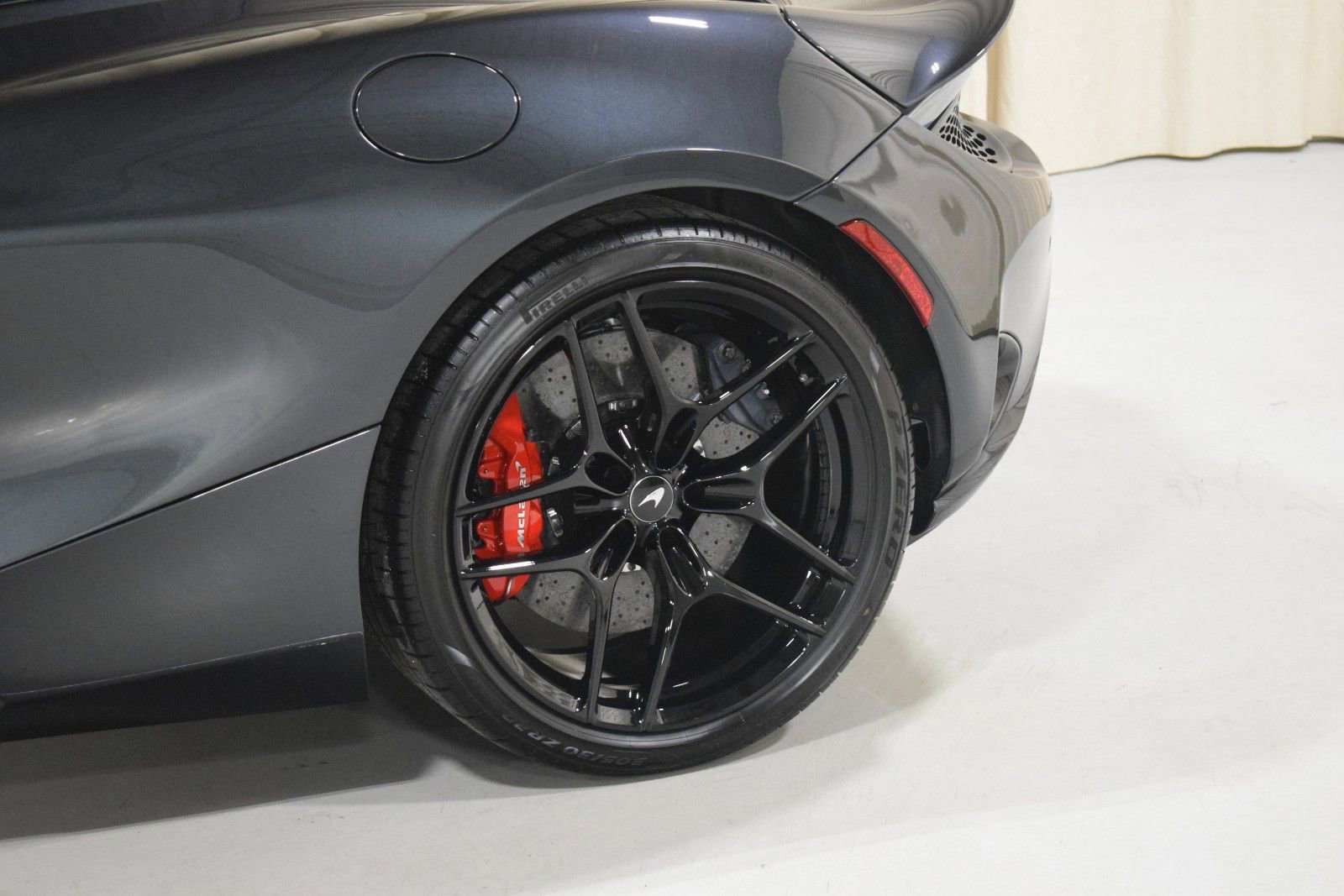 New 2026 McLaren 750S RWD image 7