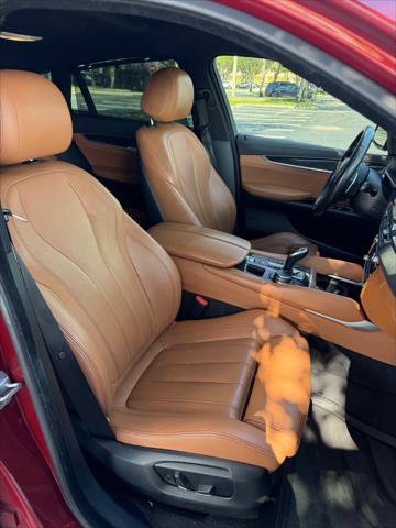 Used 2018 BMW X6 sDrive35i w/ M Sport Package RWD image 22