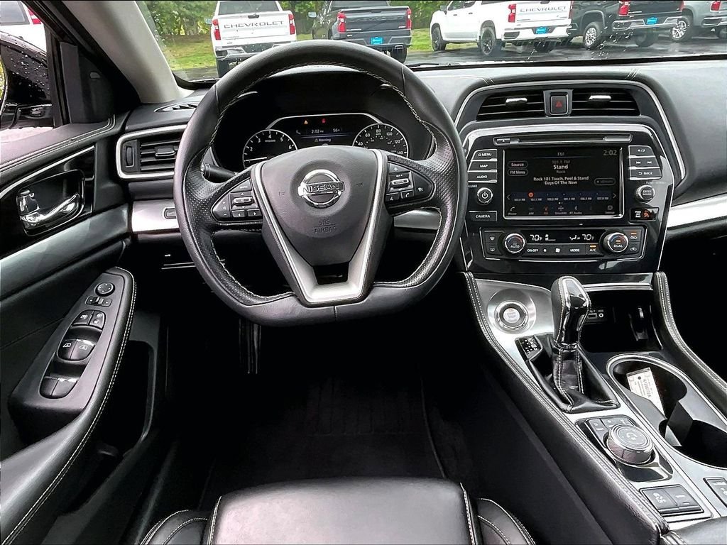 Used 2019 Nissan Maxima 3.5 SV w/ Floor Mat Group FWD image 16