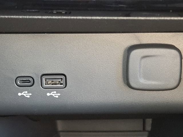 New 2026 Buick Encore GX Sport Touring w/ Advanced Technology Package image 7