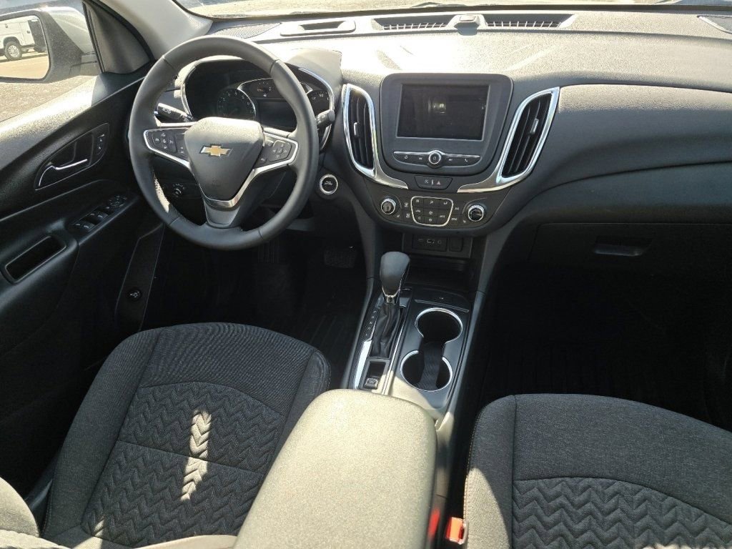 Used 2024 Chevrolet Equinox LT image 17