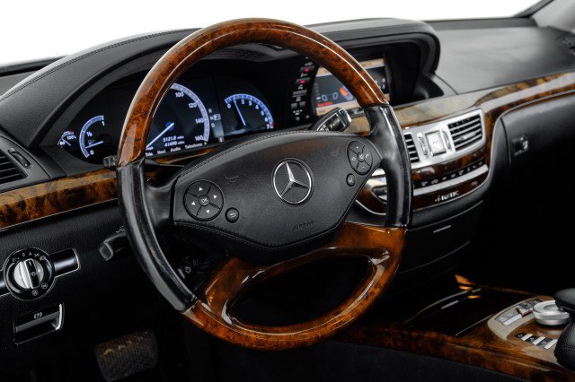 Used 2013 Mercedes-Benz S 550 4MATIC image 13