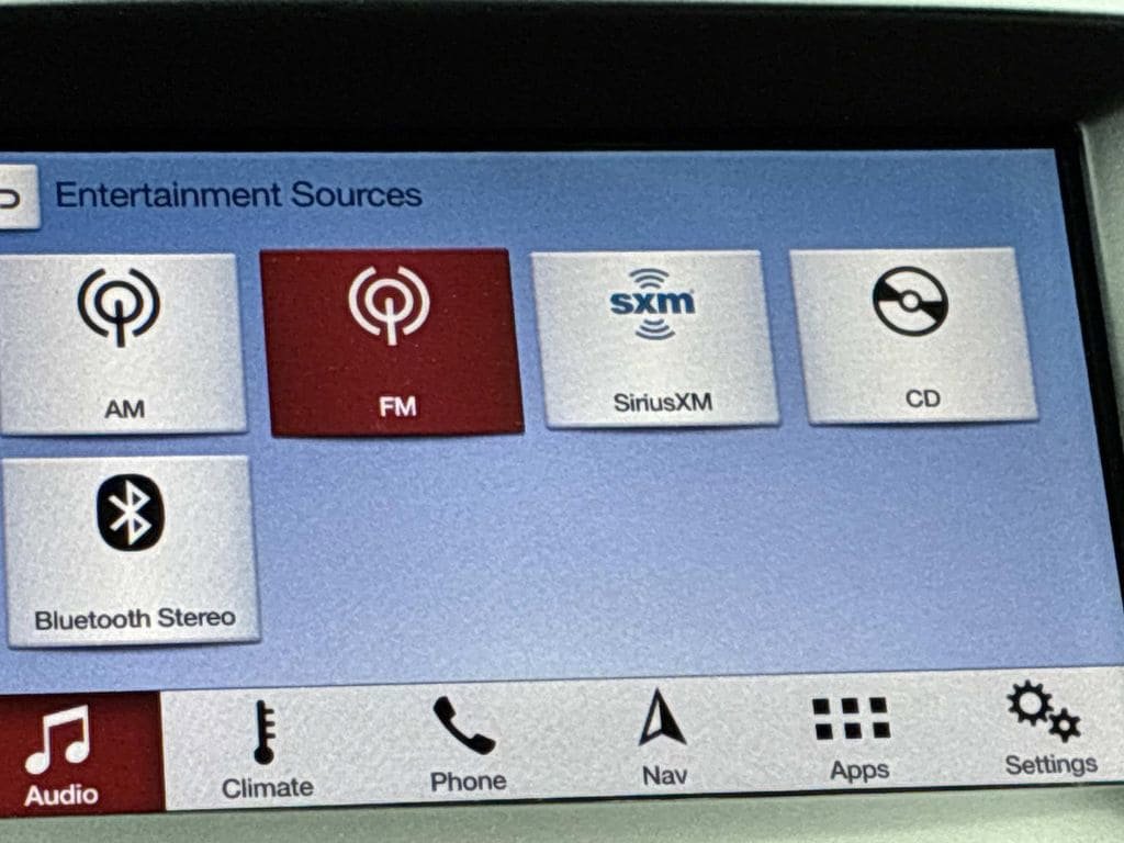 Used 2019 Ford Edge Titanium w/ Equipment Group 301A AWD/4WD image 37