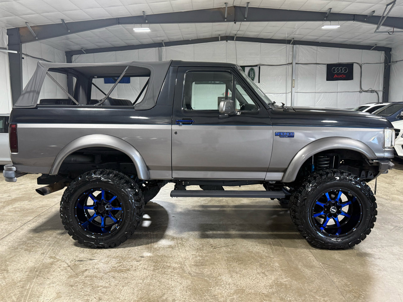 Used 1989 Ford Bronco Custom image 6