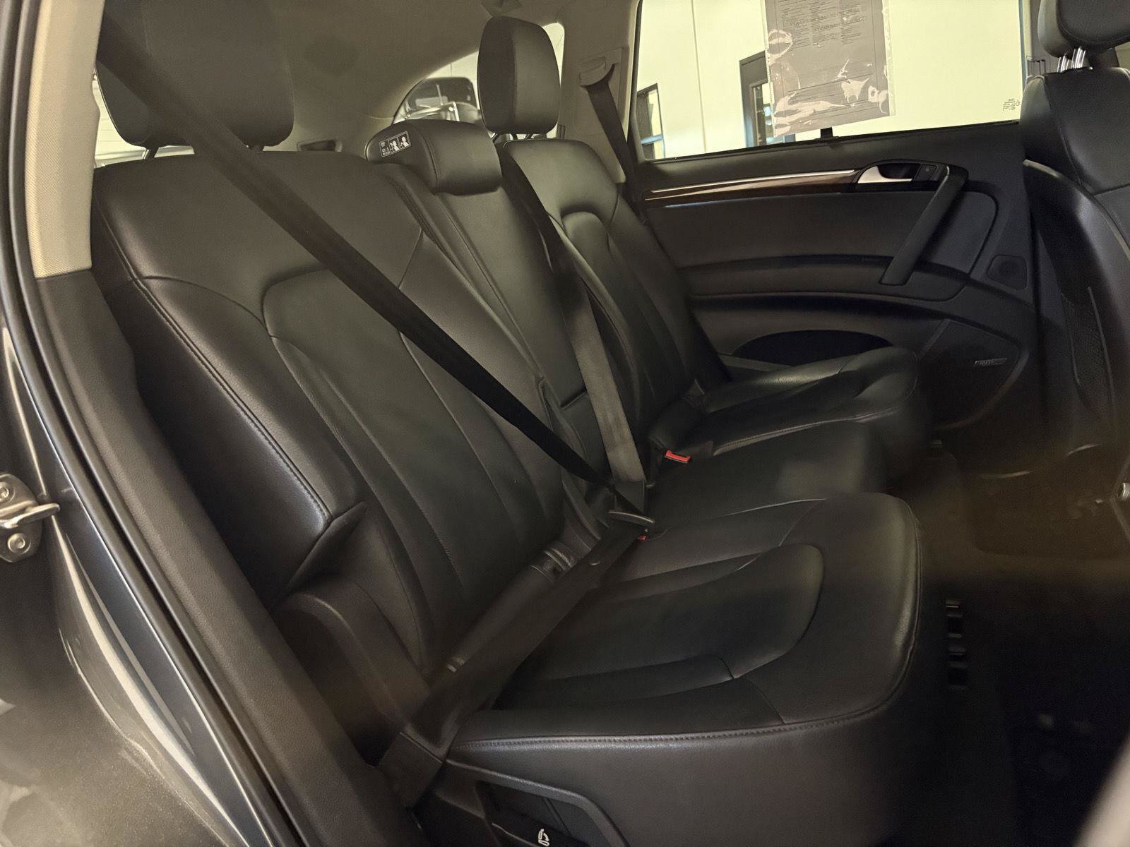 Used 2015 Audi Q7 TDI Premium Plus AWD/4WD image 37