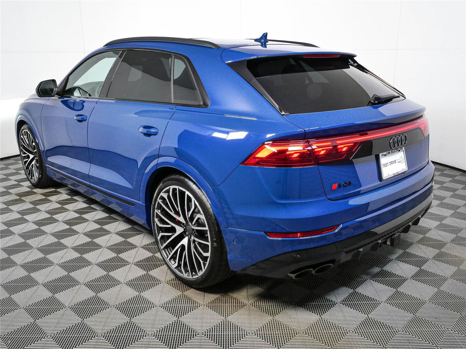 New 2026 Audi SQ8 Prestige AWD/4WD image 32