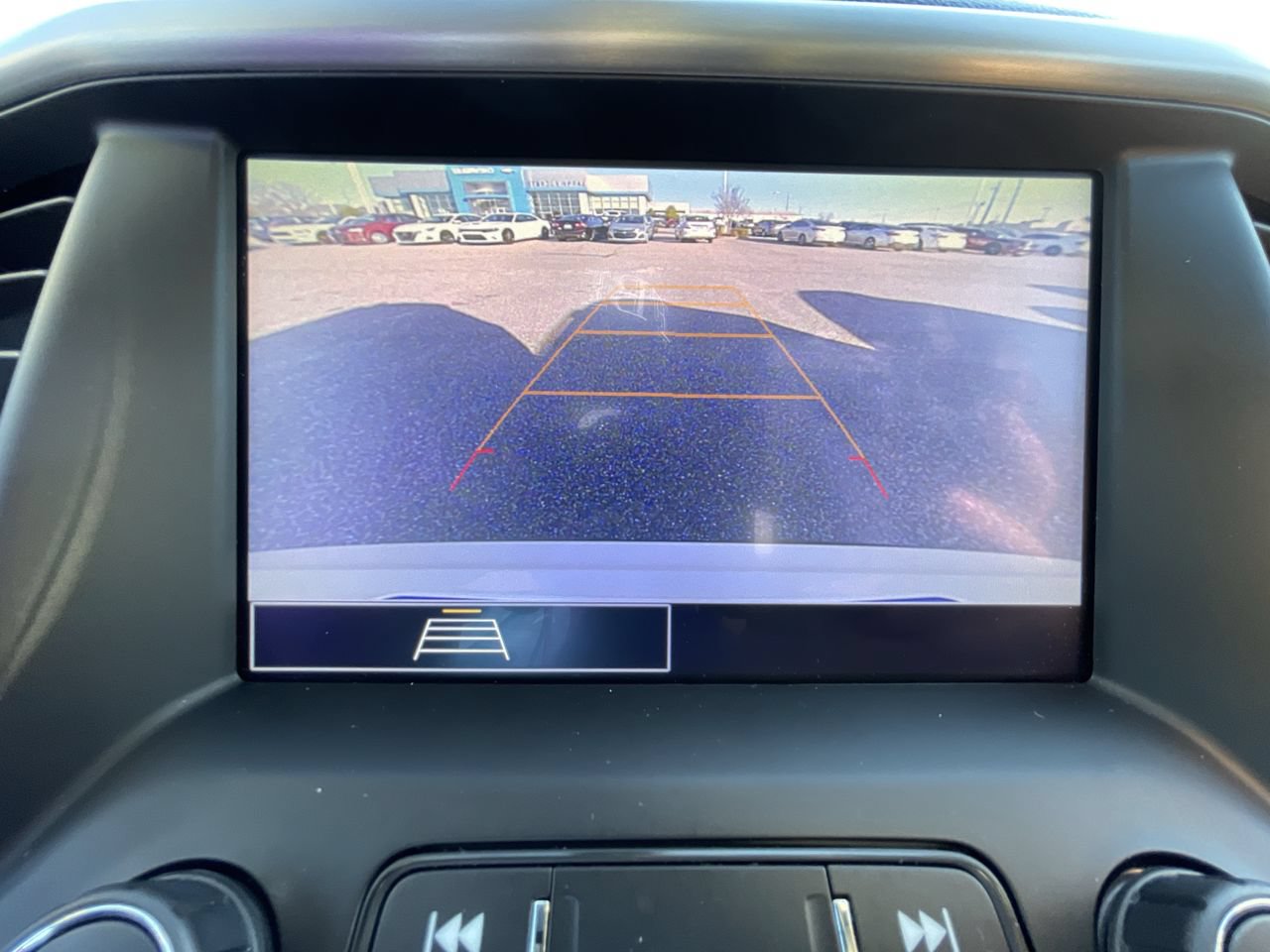 Used 2020 GMC Acadia SLE w/ Driver Convenience Package FWD image 14