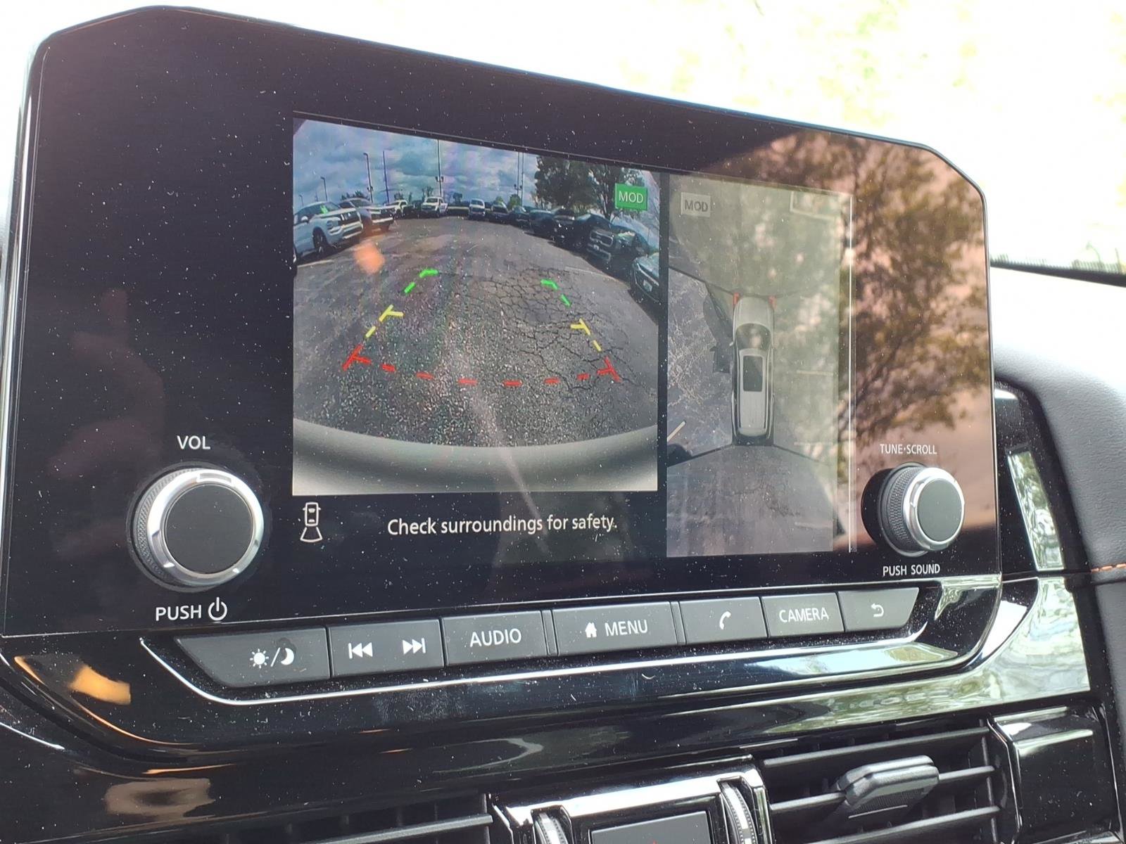 Used 2024 Nissan Pathfinder Rock Creek image 14