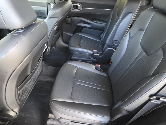 Used 2022 Kia Sorento SX FWD image 10