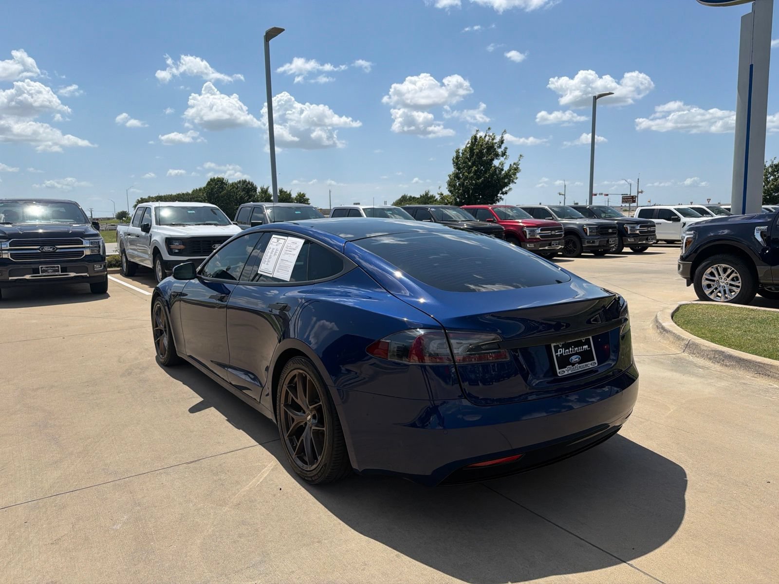 Used 2020 Tesla Model S Long Range AWD/4WD video 3