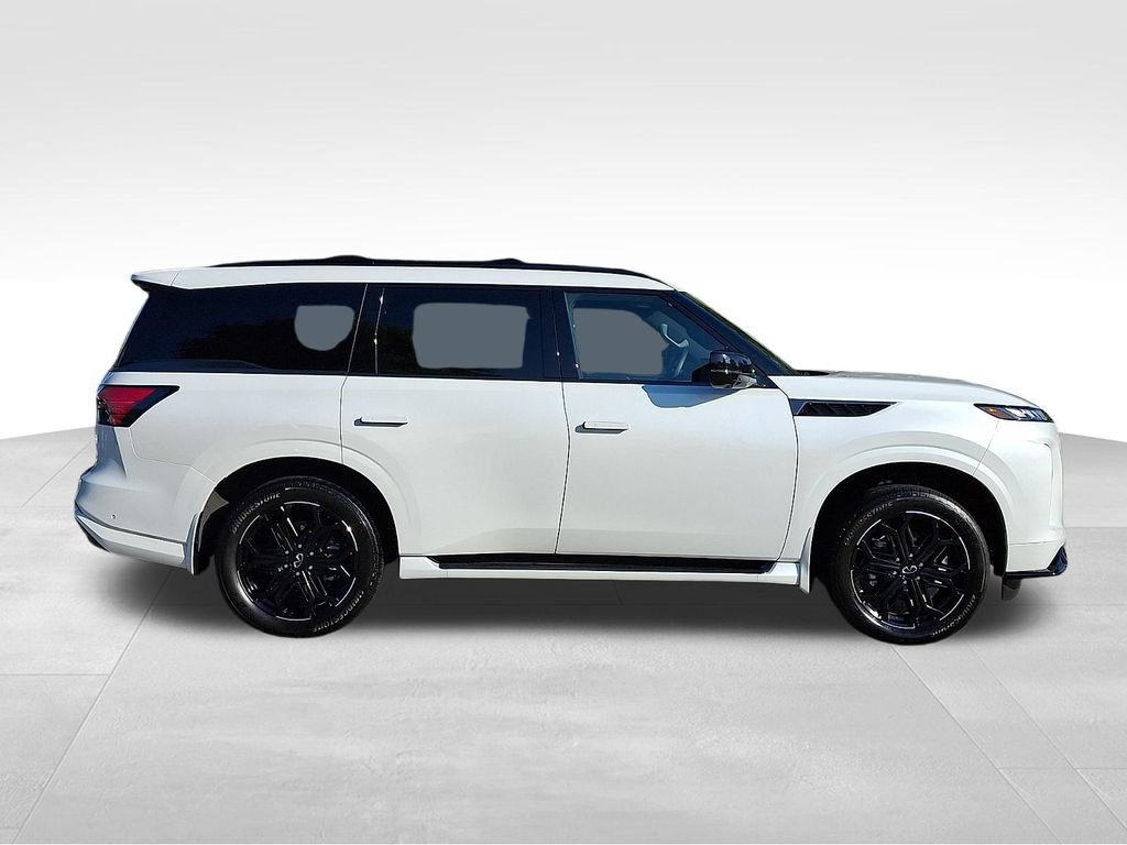 Used 2026 INFINITI QX80 4WD w/ Sport Exterior Package image 7