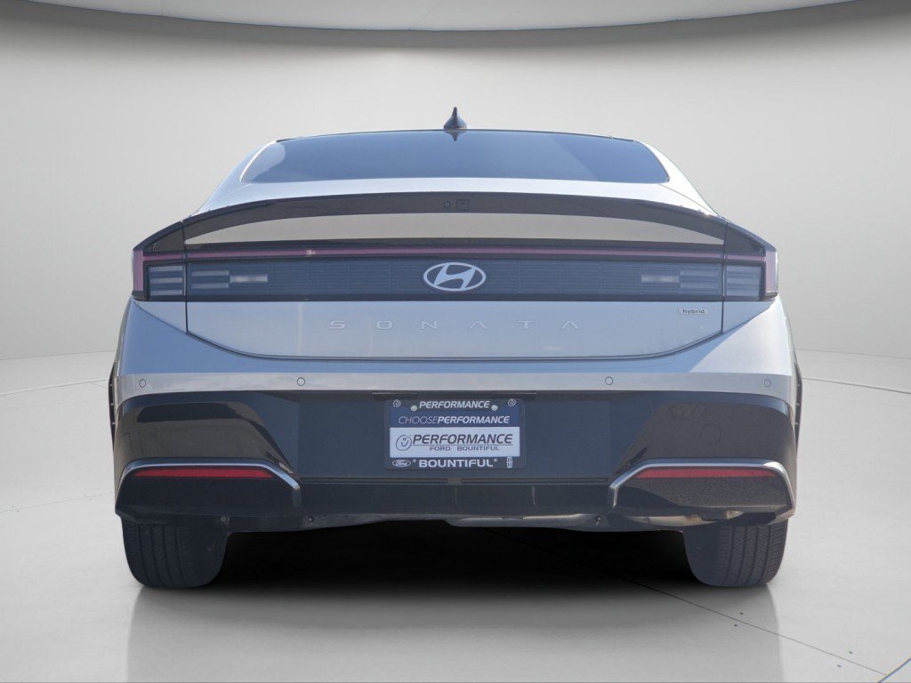 Used 2025 Hyundai Sonata Limited FWD image 24