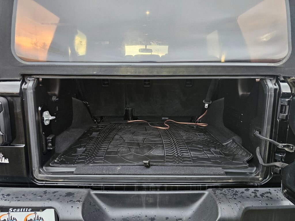 Used 2018 Jeep Wrangler Unlimited Sport S image 13